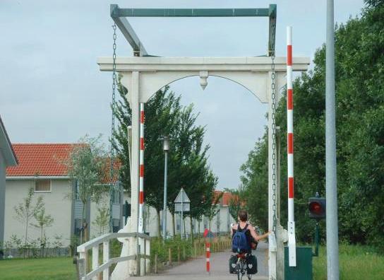 Klappbr&uuml;cke am Fehnkanal