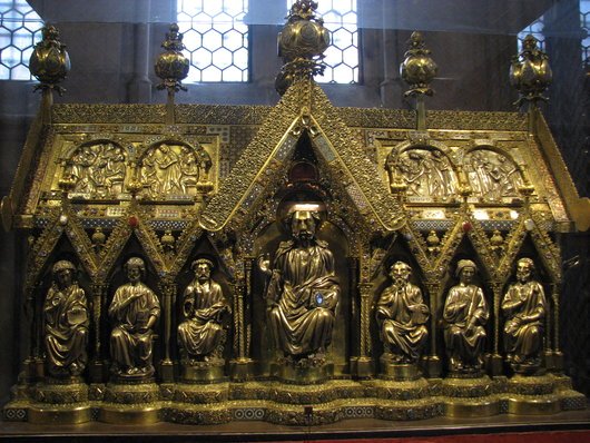 Goldener Schrein der Elisabethkirche