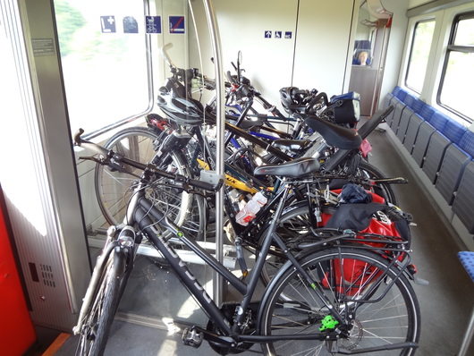 Unsere R&auml;der im Zug