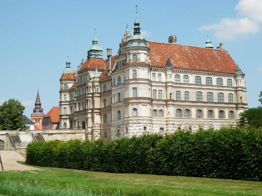 Renaissance-Schloss G&uuml;strow