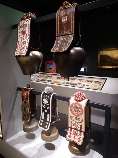 Parade-Kuhglocken im Mus&eacute;e gru&eacute;rien
