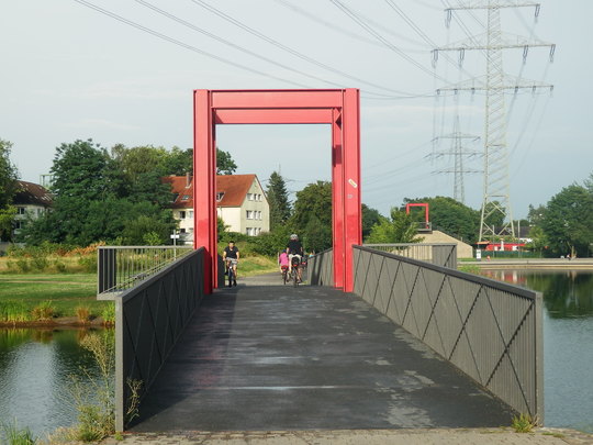 Radweg Rheinische Bahn &uuml;ber Niederfeldsee