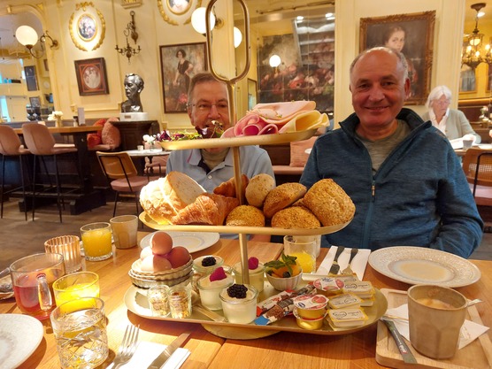 Geburtstagsfrühstück Geburtstagsfrühstück